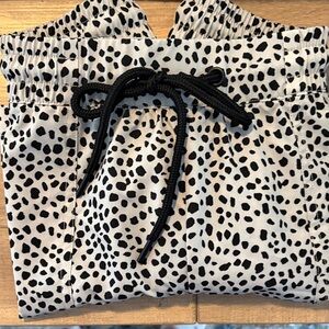 Lou & Grey Black and White Speckled Athletic Shorts